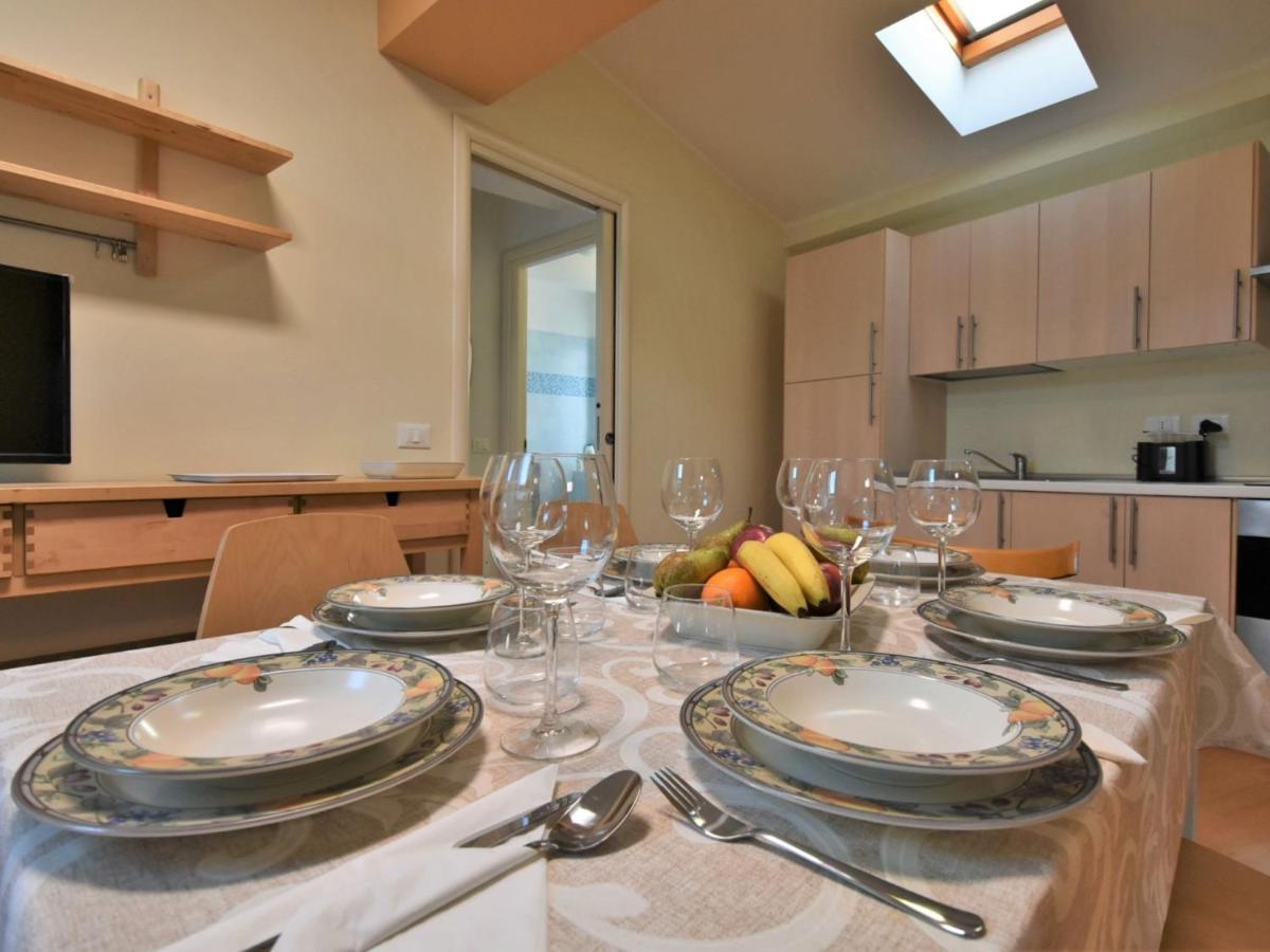 Apartment Duomo Mansarda By Interhome Iseo Eksteriør billede