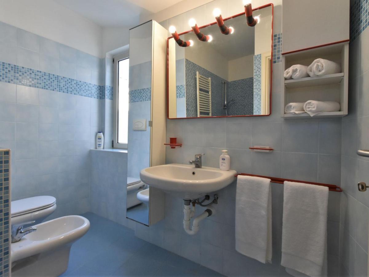 Apartment Duomo Mansarda By Interhome Iseo Eksteriør billede